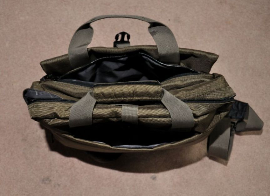 DSC_2603_01 Lima bag outer pockets