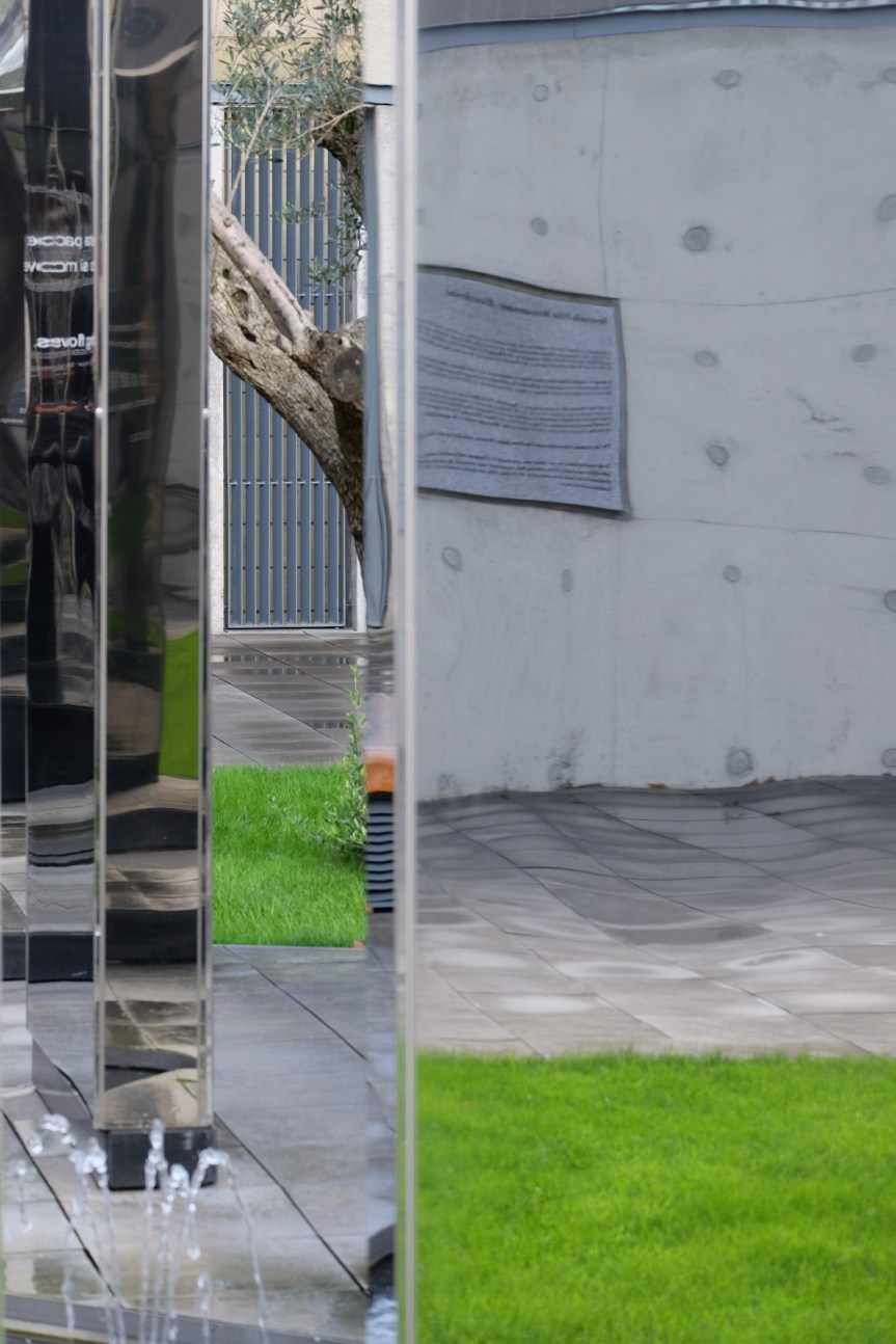 Mirrors St Andrews Cloister Garden