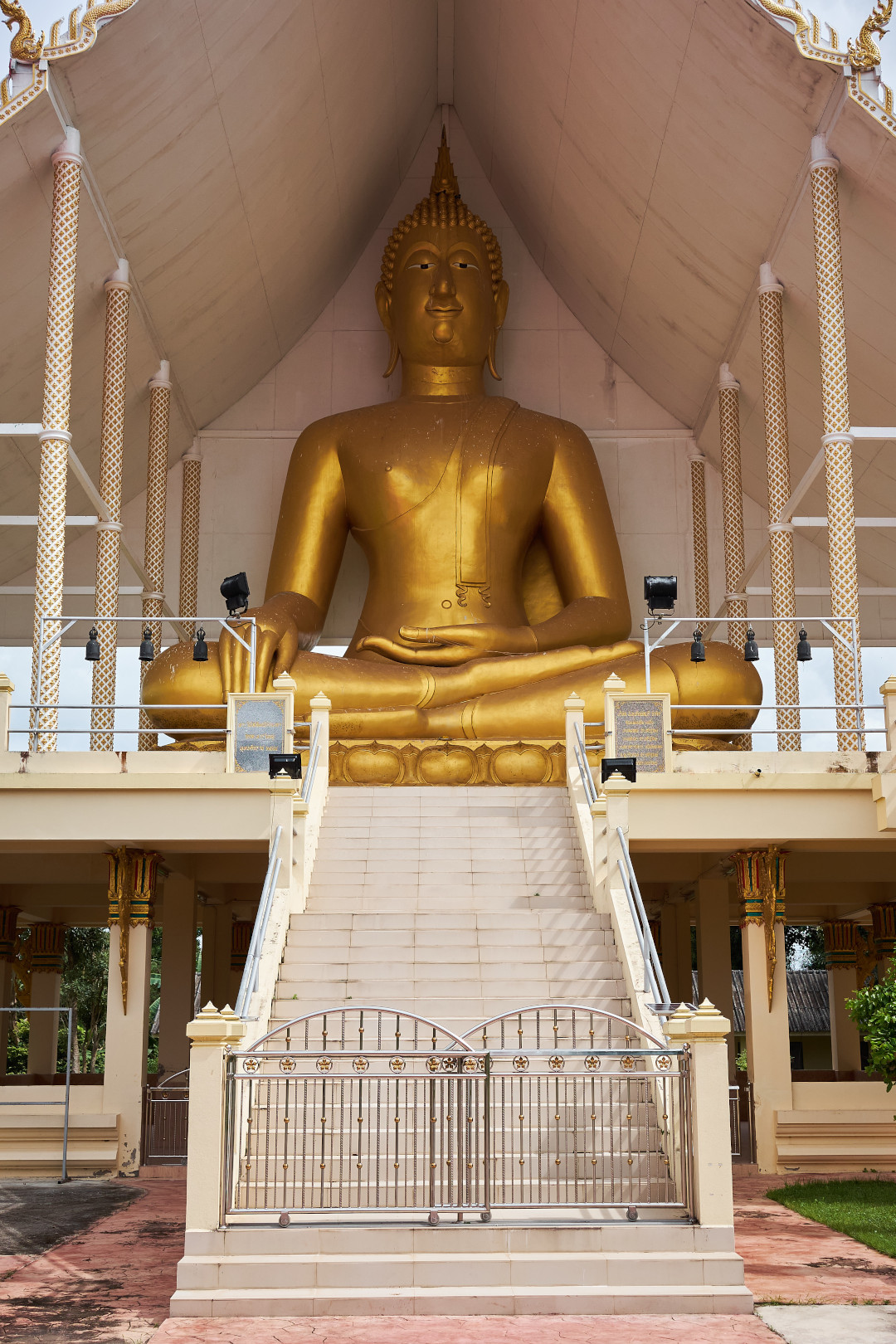 The Big Buddha at Wat Lahan Yai, Rayong, Thailand