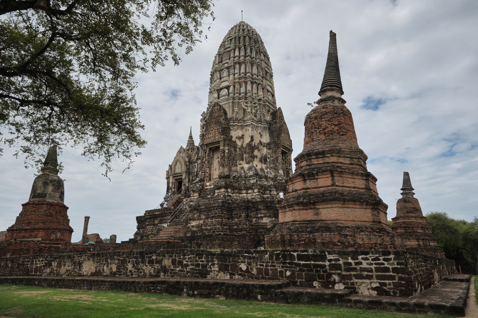 The main prang of Wat Ratchaburana